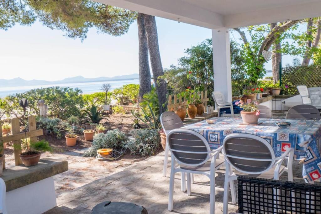Waterfront 3 Bedroom Beach Apartment